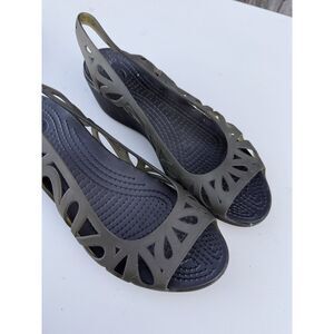 CROCS Women’s Adrina III Mini Wedge Heels Size 9 Open Toe Jelly Sandals Shoes
